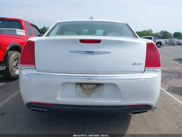 2C3CCAAG0FH779611 Chrysler 300 Limited