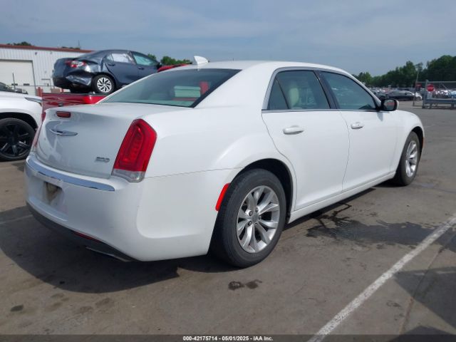 2C3CCAAG0FH779611 Chrysler 300 Limited