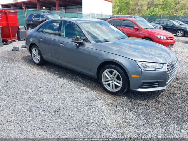 2017 AUDI A4 WAUANAF40HN018645 Photo 0