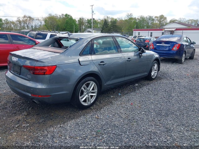 2017 AUDI A4 WAUANAF40HN018645 Photo 3