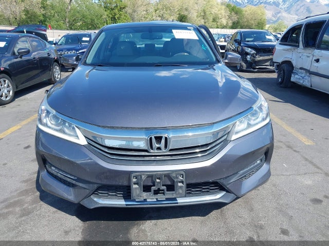1HGCR2F80GA053590 Honda k24w1
