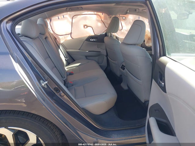 1HGCR2F80GA053590 Honda k24w1