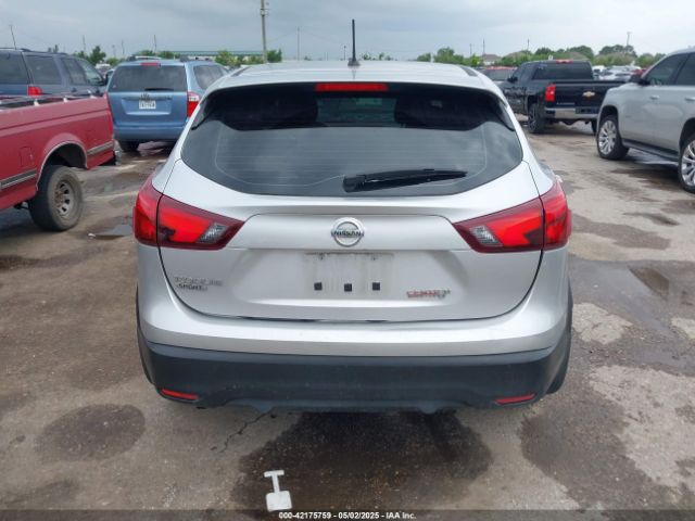 JN1BJ1CP1KW241766 Nissan Rogue Sport S