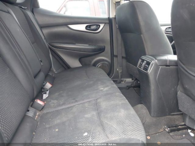 JN1BJ1CP1KW241766 Nissan Rogue Sport S