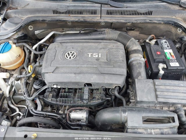 3VWD17AJ0FM268841 Volkswagen Jetta 1.8t Se