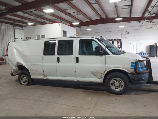 1GCWGBFP0K1354958 Chevrolet Express 2500 Work Van