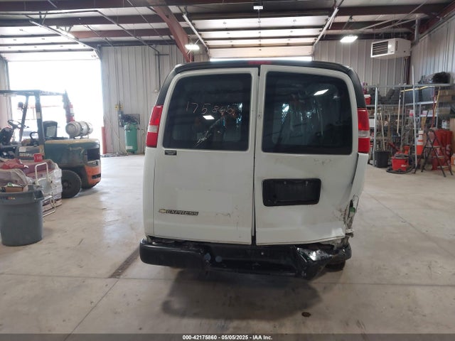 1GCWGBFP0K1354958 Chevrolet Express 2500 Work Van