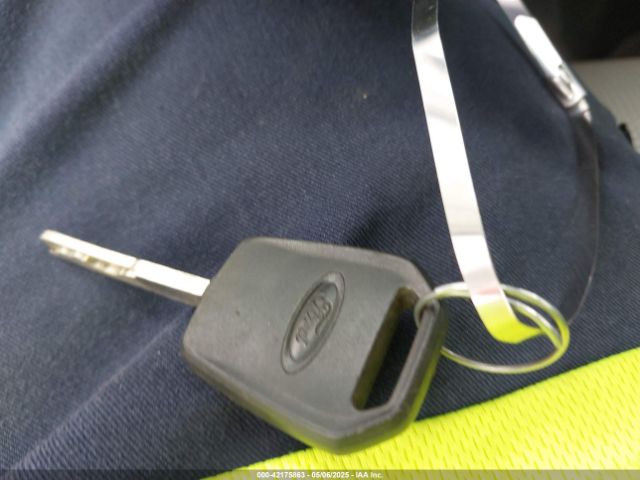 1FTBF2A65KEC61863 Ford F-250 Xl