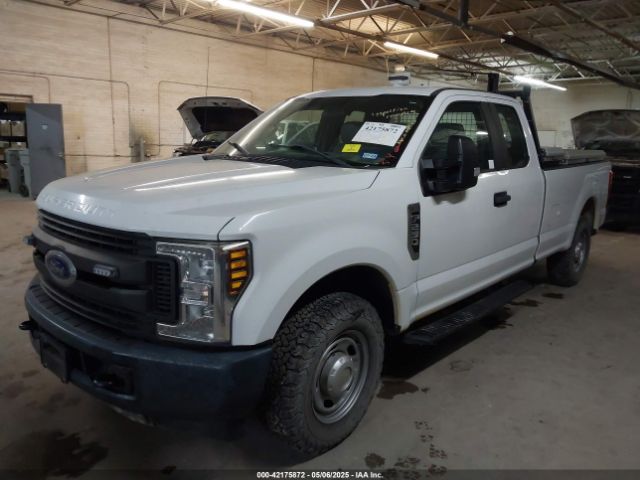 1FT7X2A60JEC48083 Ford F-250 Xl