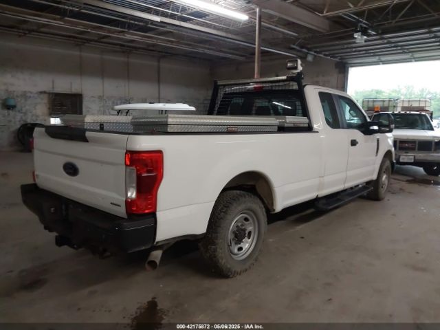 1FT7X2A60JEC48083 Ford F-250 Xl