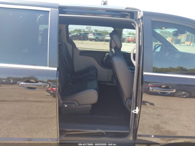 2C4RDGCG5KR739144 Dodge Grand Caravan Sxt