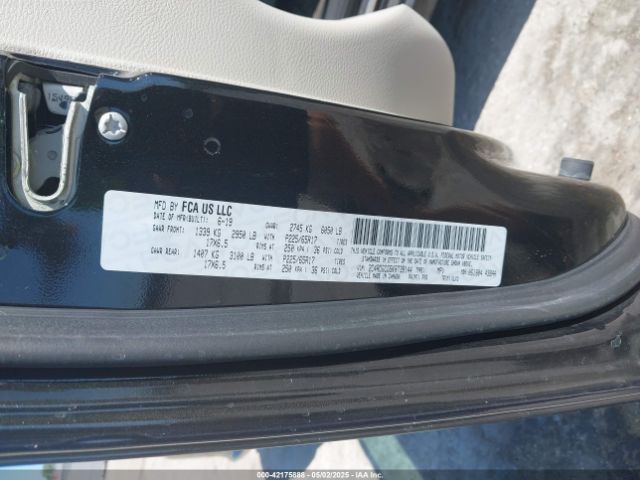 2C4RDGCG5KR739144 Dodge Grand Caravan Sxt