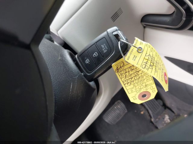 5NMJACAE6PH176834 Hyundai TUCSON SE
