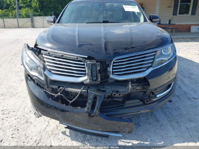 2LMTJ6LP9GBL27835 Lincoln Mkx Reserve