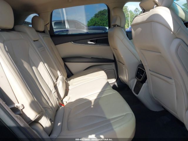 2LMTJ6LP9GBL27835 Lincoln Mkx Reserve
