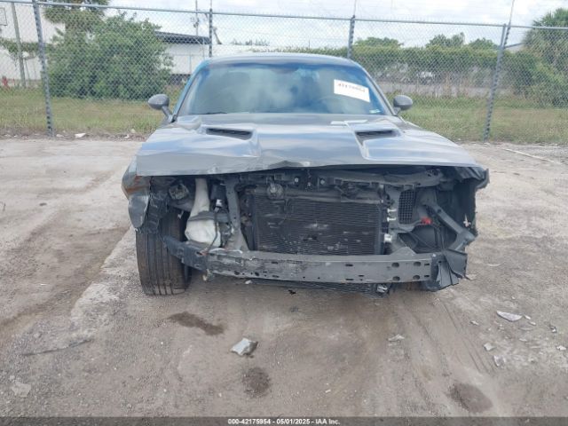 2C3CDZBT8HH555531 Dodge Challenger R/t