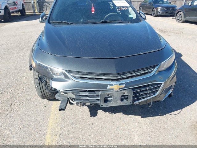 1G1ZD5STXJF239806 Chevrolet MALIBU LT