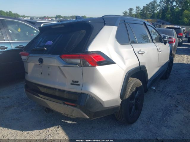 2021 TOYOTA RAV4 HYBRID 4T3E6RFV3MU055183 Photo 3