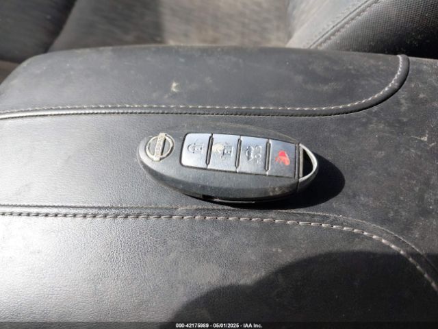 JN8AT2MT3KW259937 Nissan ROGUE SV