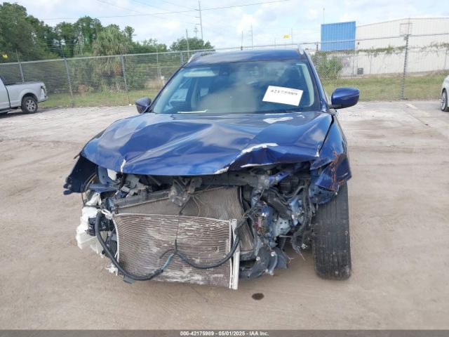 JN8AT2MT3KW259937 Nissan ROGUE SV