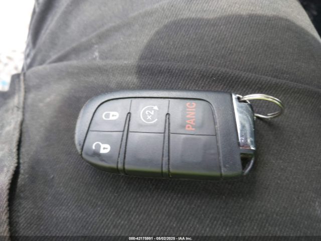 3C4NJDCB2KT704231 Jeep Compass Limited 4x4