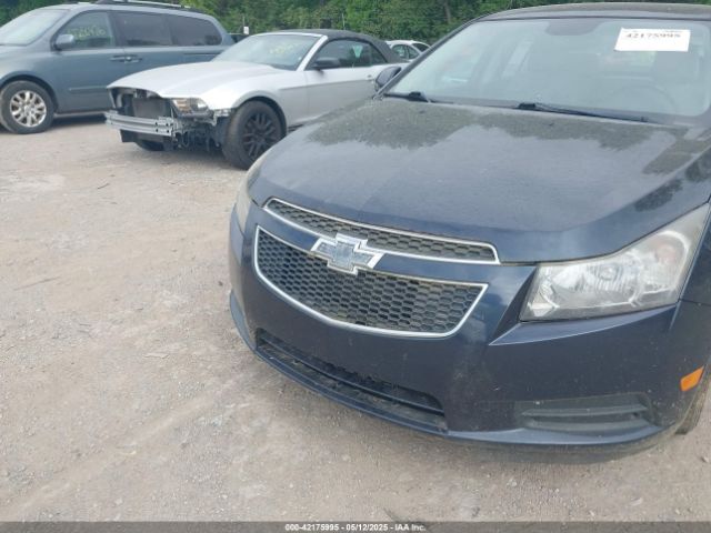 1G1PC5SB0E7137724 Chevrolet Cruze 1lt Auto