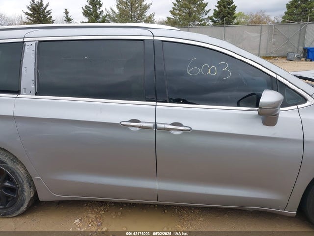 2C4RC1BG0MR531936 Chrysler Pacifica Touring L
