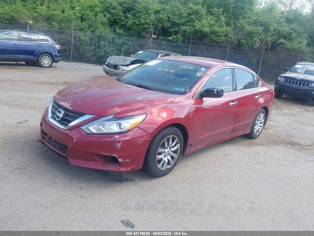 Nissan Altima 2016 1N4AL3AP3GN371021 Image 2