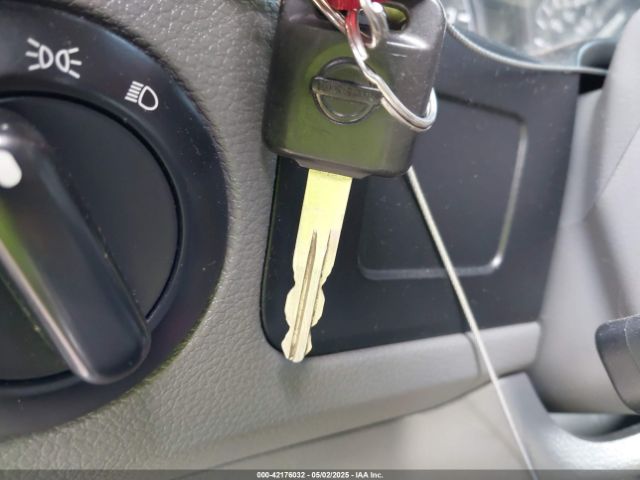 1N6BF0LY5GN806774 Nissan 2016