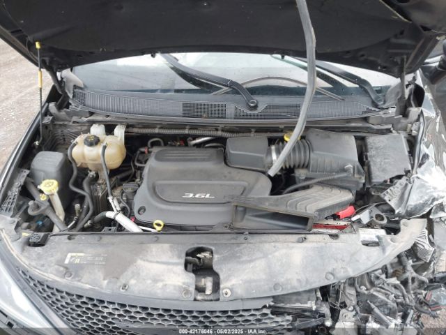 2C4RC1GG2JR358215 Chrysler Pacifica Limited