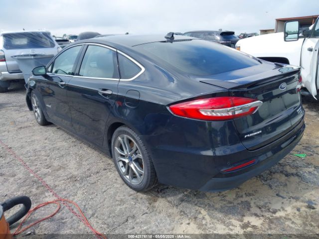 3FA6P0RU7KR194482 Ford Fusion Hybrid Titanium