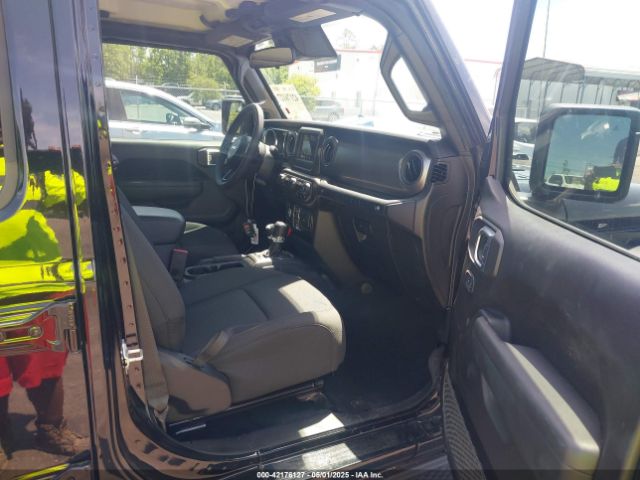 1C4HJXDN5PW671167 Jeep Wrangler 4-door Sport S 4x4
