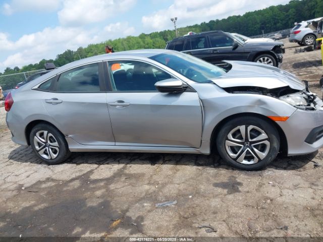 19XFC2F57HE077807 Honda Civic Lx
