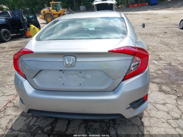 19XFC2F57HE077807 Honda Civic Lx