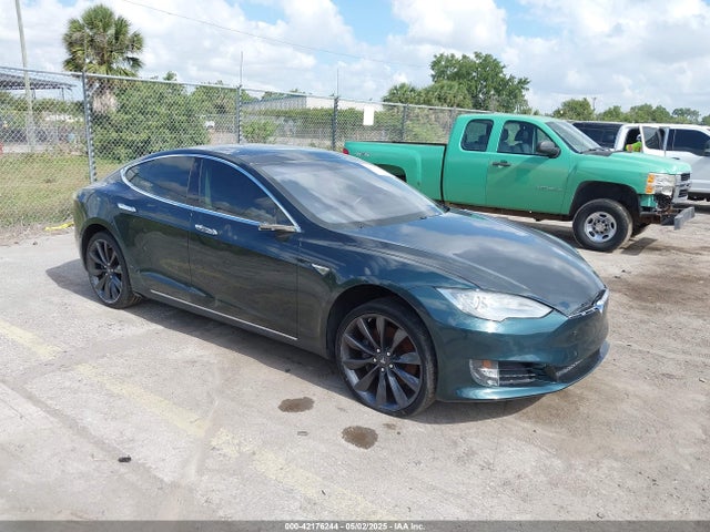 2013 TESLA MODEL S 5YJSA1CN0DFP27472 Photo 0