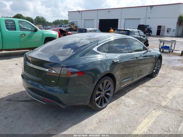 2013 TESLA MODEL S 5YJSA1CN0DFP27472 Photo 3