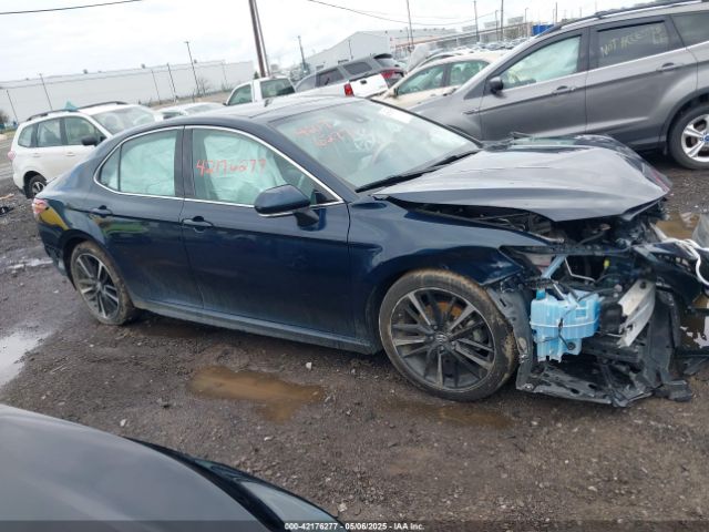 4T1B61HK1KU823661 Toyota CAMRY XSE