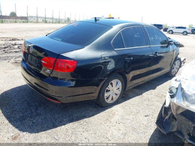 3VWD17AJ2EM261811 Volkswagen Jetta 1.8t Se
