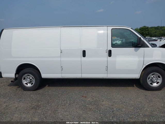 1GCWGBFPXM1260914 Chevrolet Express Cargo Rwd 2500 Extended Wheelbase Wt