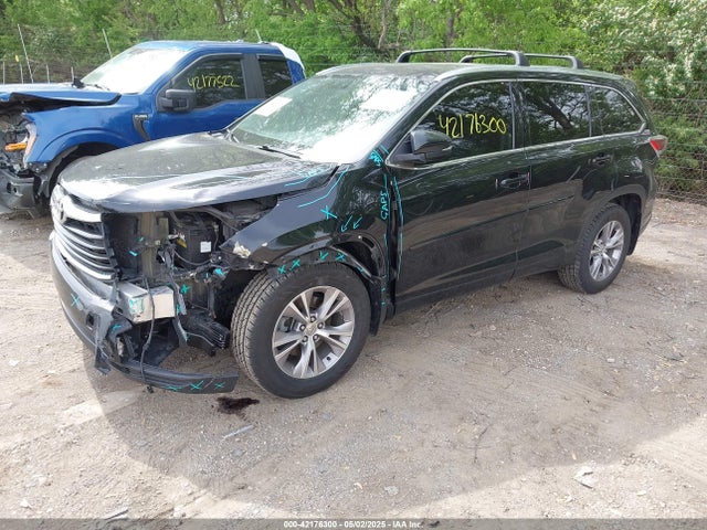Toyota Highlander Xle V6 2014 5TDJKRFH5ES038246 Image 2