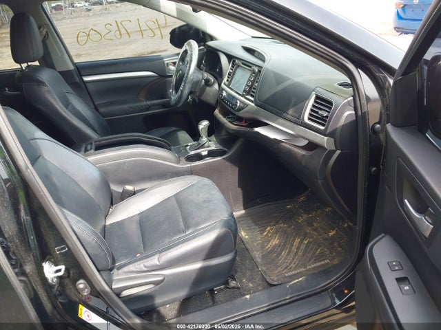 Toyota Highlander Xle V6 2014 5TDJKRFH5ES038246 Image 5