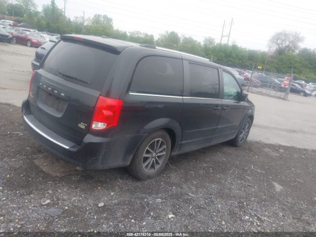 2C4RDGCG5HR790913 Dodge Grand Caravan Sxt