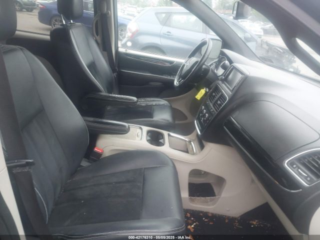 2C4RDGCG5HR790913 Dodge Grand Caravan Sxt