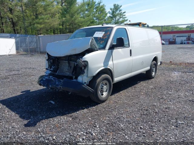 1GCWGAFP0P1254926 Chevrolet Express Cargo Rwd 2500 Regular Wheelbase Wt