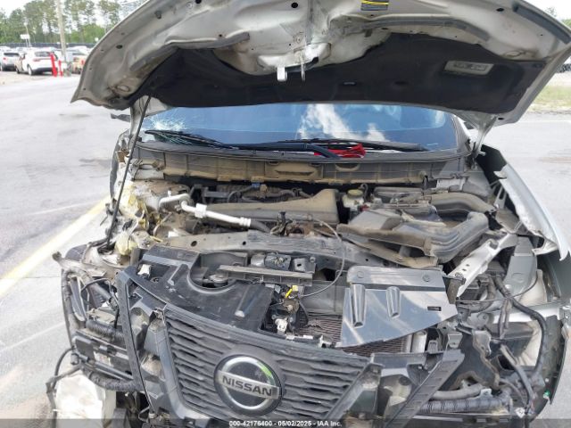 JN8AT2MT5JW486075 Nissan Rogue Sl
