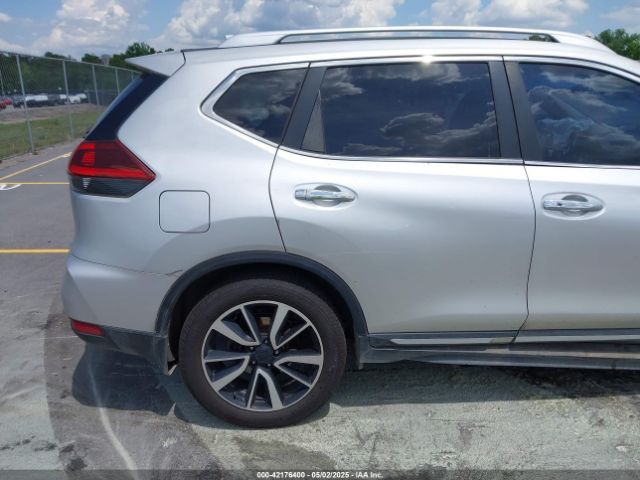 JN8AT2MT5JW486075 Nissan Rogue Sl