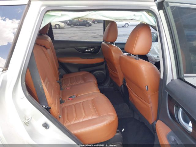 JN8AT2MT5JW486075 Nissan Rogue Sl