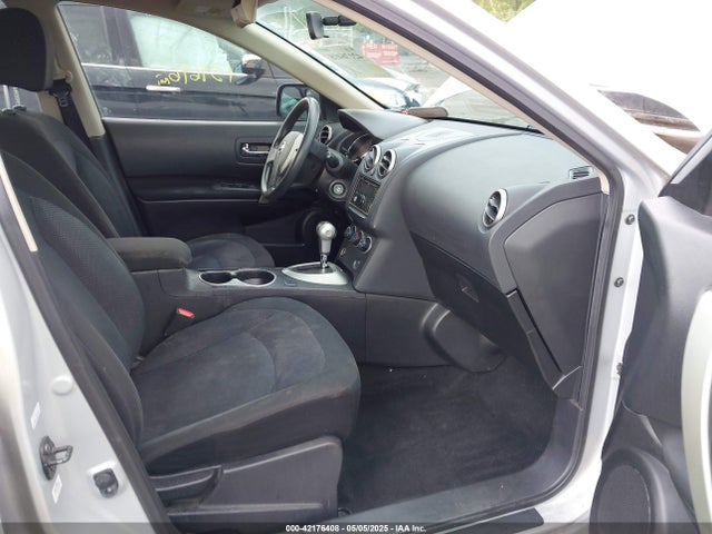 JN8AS5MT0EW601028 Nissan Rogue Select S