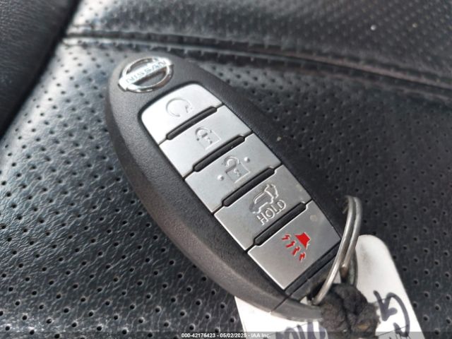 5N1AR2MN4GC661692 Nissan Pathfinder Platinum