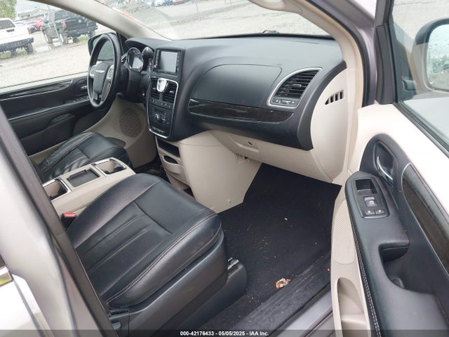 2C4RC1BG0ER247062 Chrysler Town & Country Touring